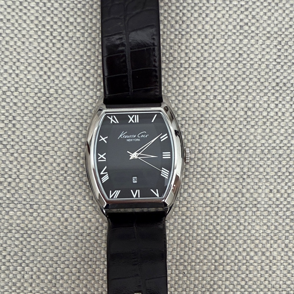 Kenneth Cole Black and Silver Watch